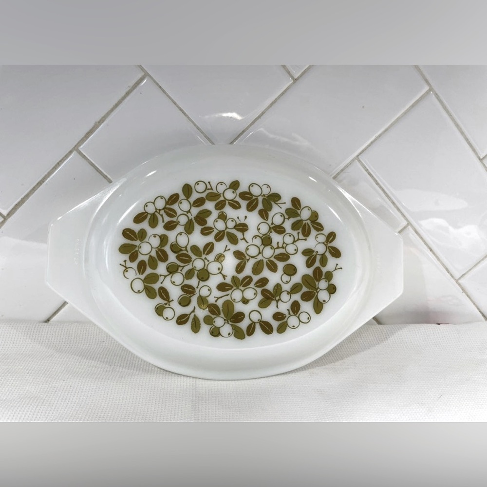 Pyrex Verde Olive Green Oval Casserole Replacement Lid # 943 C 24